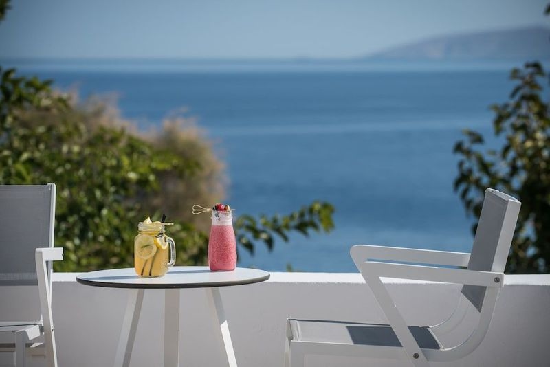 The Peninsula Resort & SPA - Image 6