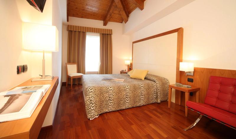 Hotel Mavino - Image 2