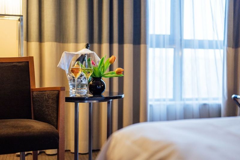 PeakTure Hotel Bucharest - Image 8