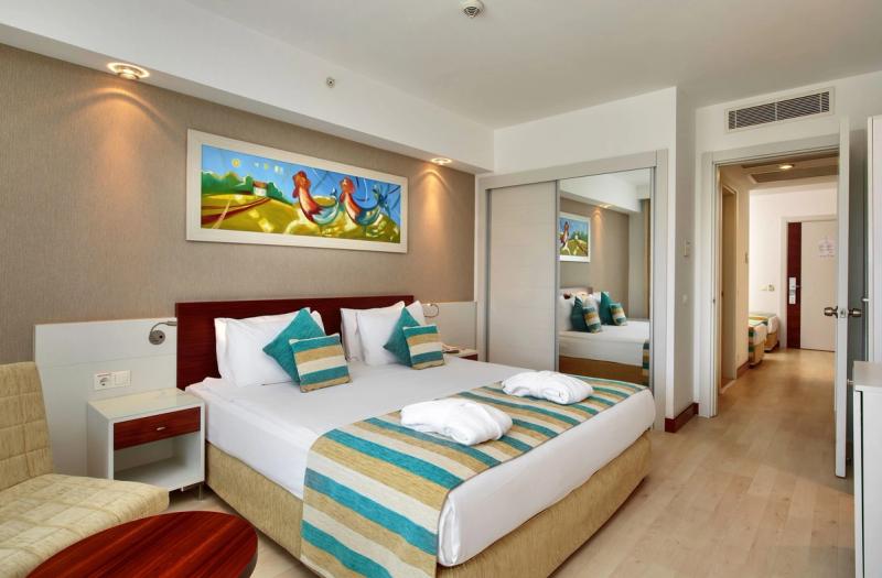 Sunis Evren Beach Resort Hotel & Spa - Image 2