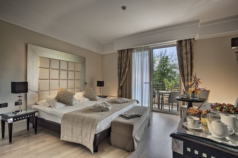 Park Hotel Junior - Image 5