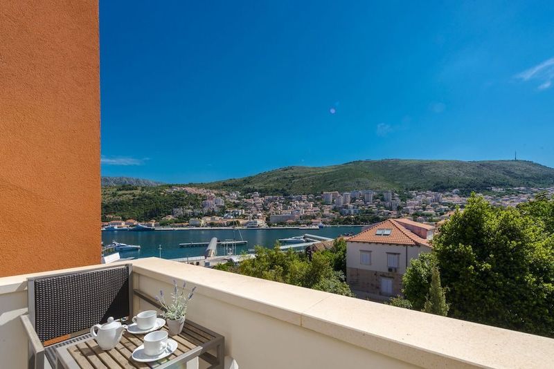 Hotel Lapad - Image 3