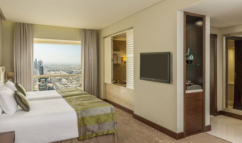The Tower Plaza Hotel Dubai - Image 5