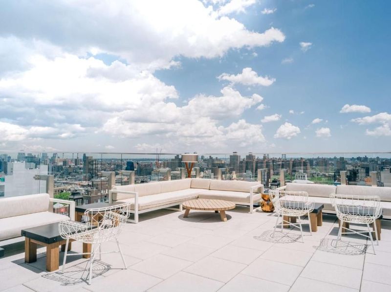 Hotel 50 Bowery - Image 10