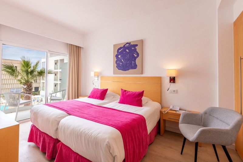 Hotel Capricho & Spa - Image 3