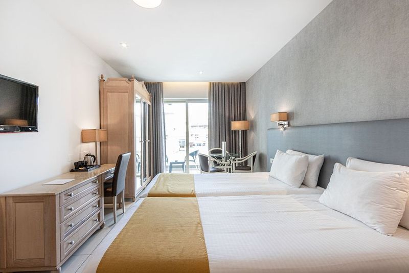 Solana Hotel & Spa - Image 6