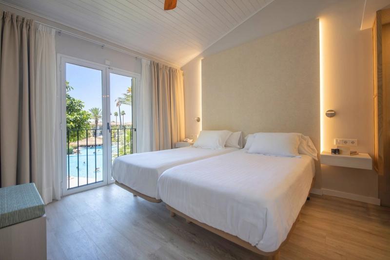 Blau Colonia Sant Jordi - Image 3