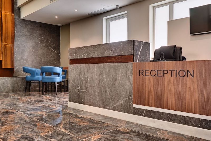 The District Hotel - Image 9