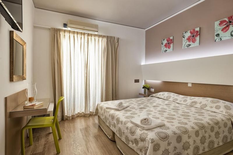 Elina Hotel Apartments - Image 7