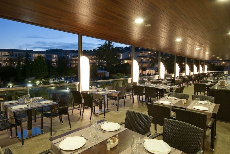 Beach Club Font de Sa Cala - Image 6