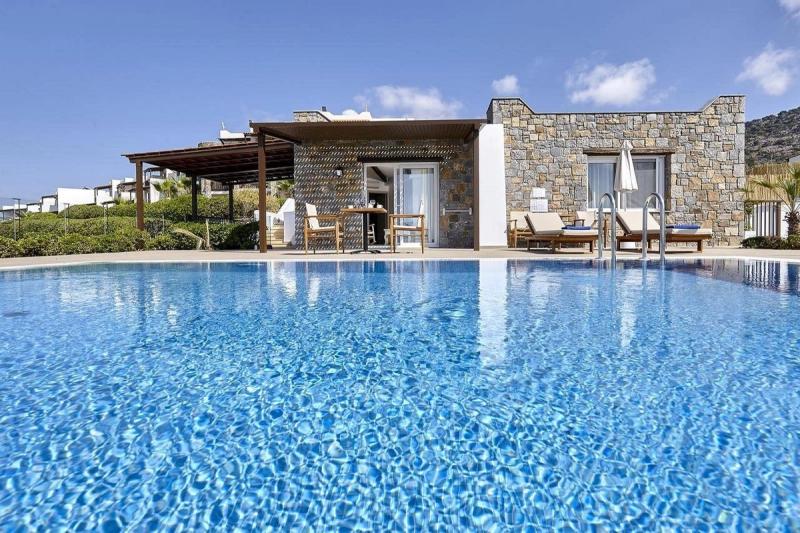 Alexander Beach Hotel & Village Resort - Image 9