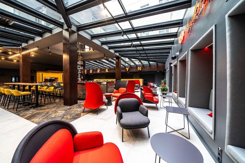 Up Hotel Budapest - Image 8