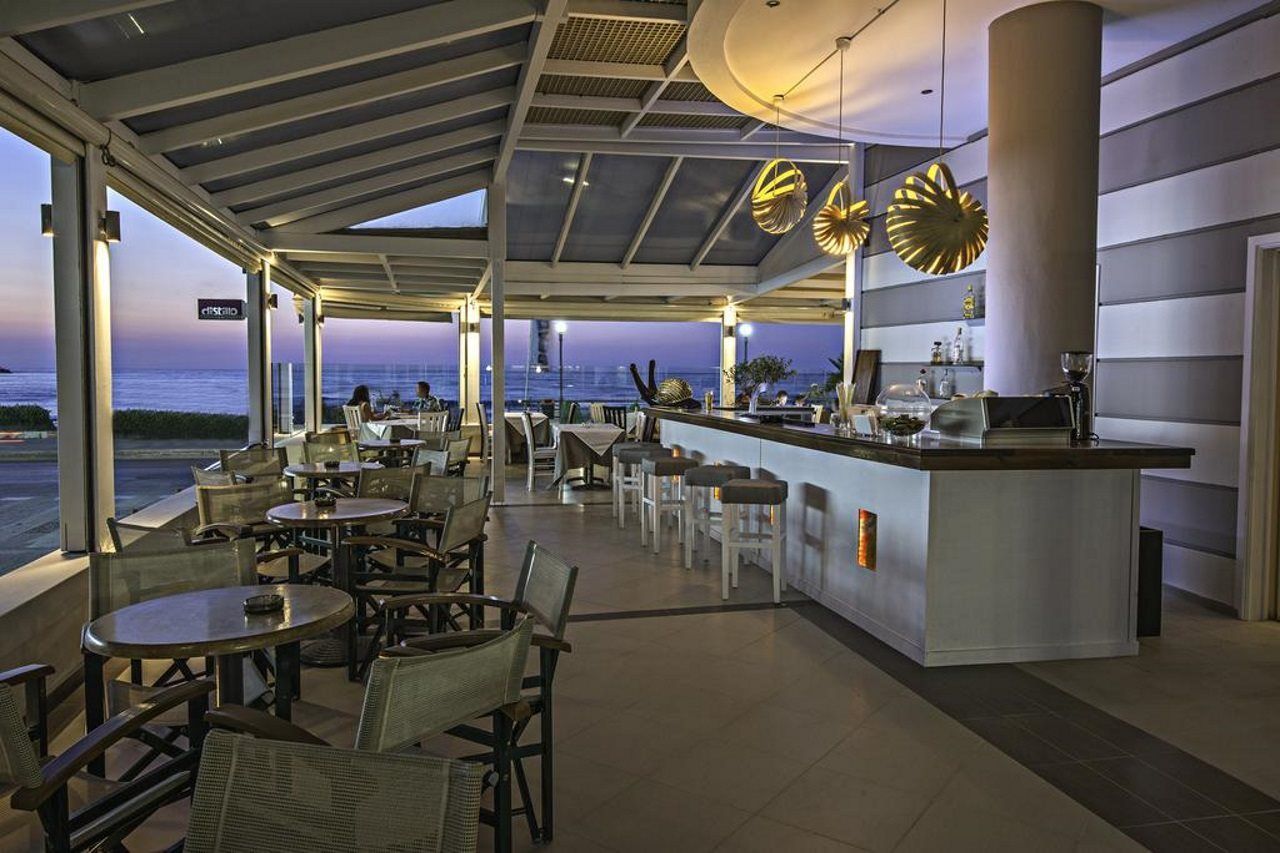 Swell Boutique Hotel - Image 6