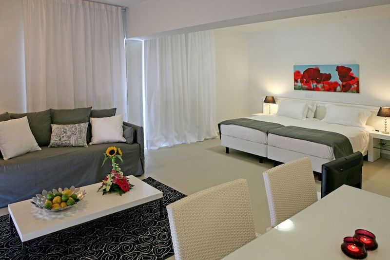 Alva Hotel Apartments - Image 8