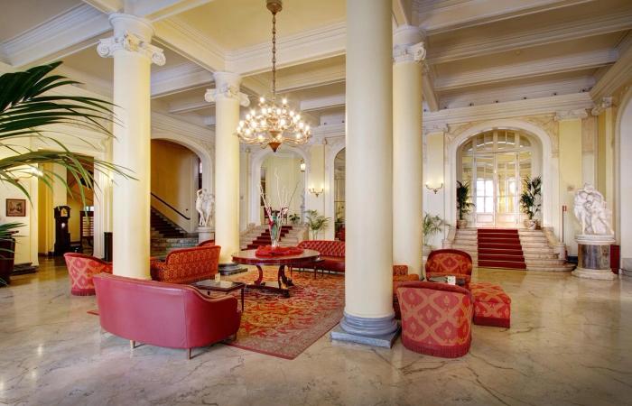 lobby Grand Hotel Et Des Palmes Palermo