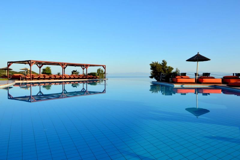 Alia Palace Luxury Hotel & Villas - Image 4