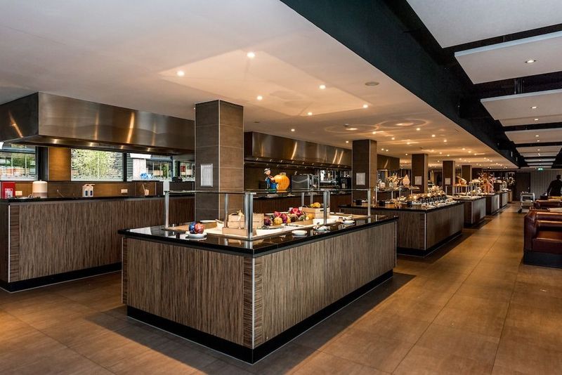 XO Hotels Park West - Image 3