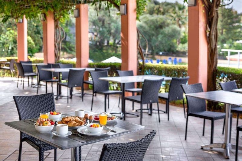 Century Resort Corfu - Image 7