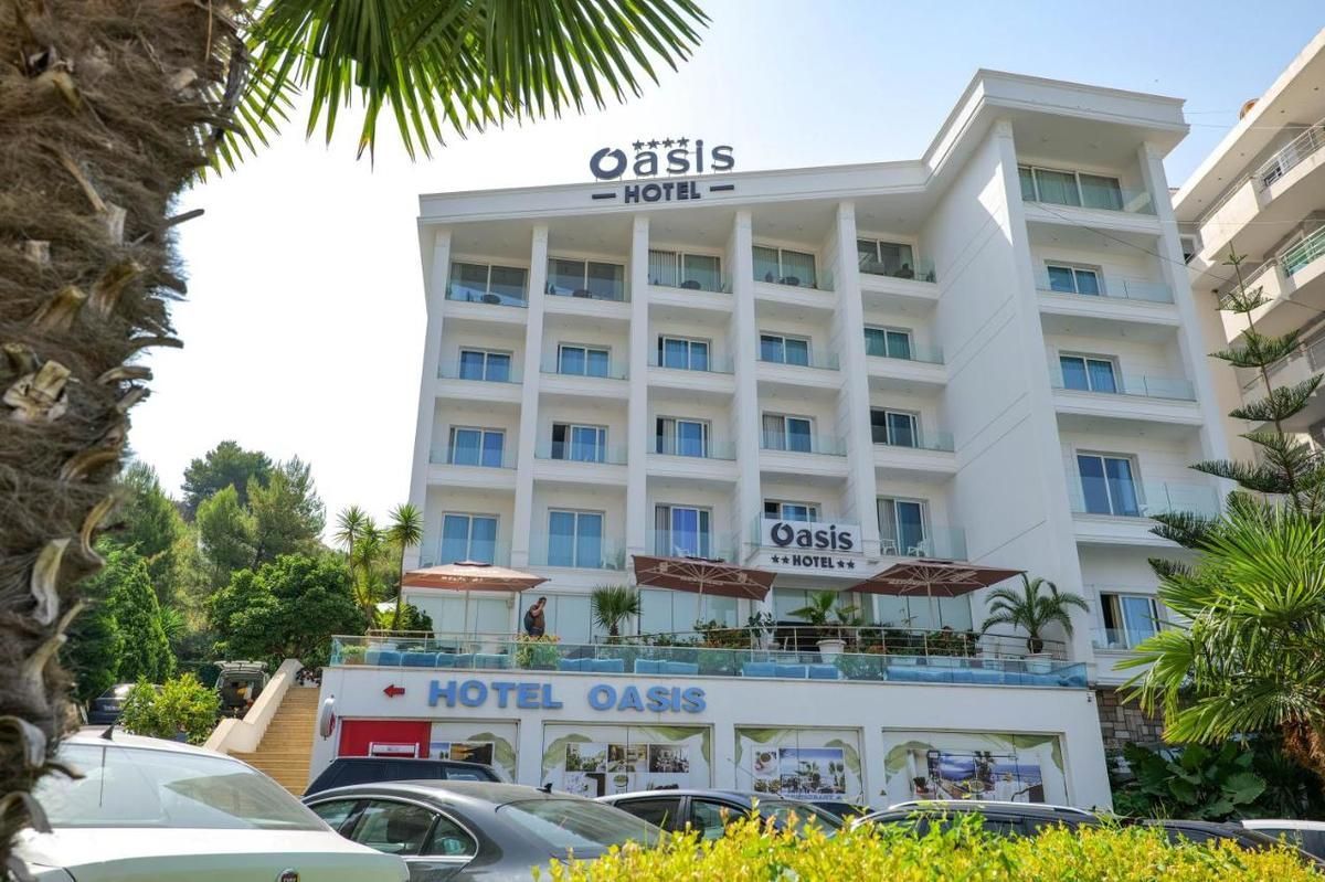 Hotel Oasis - Image 10