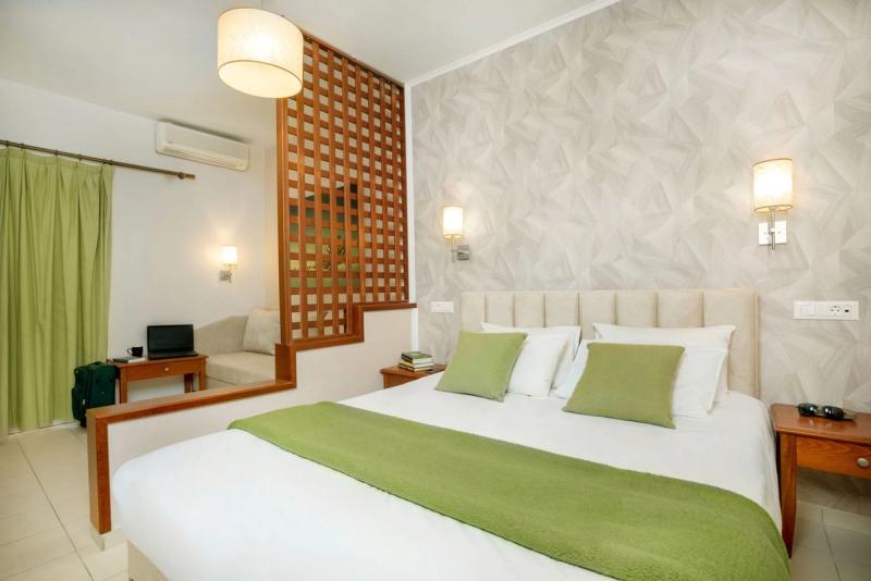Philoxenia Hotel & Spa - Image 9