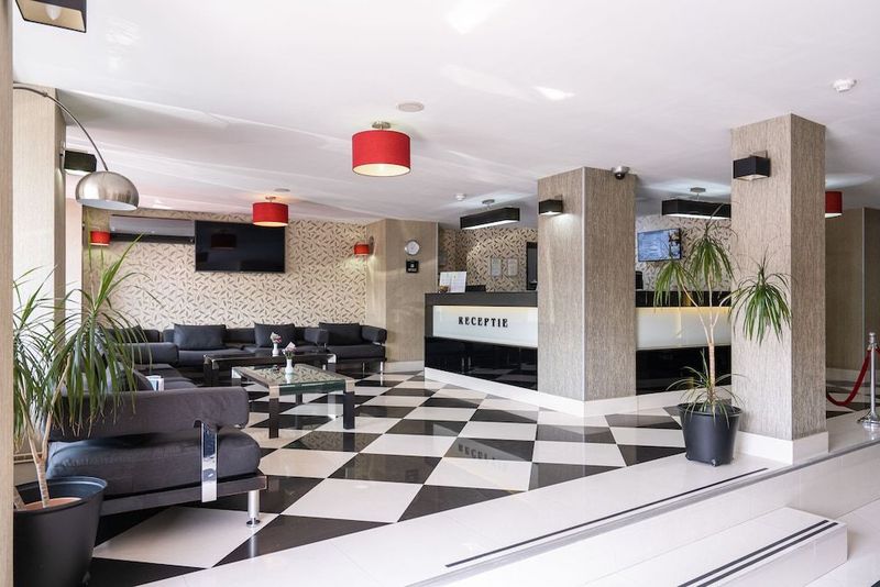 Hotel Parliament - Image 2