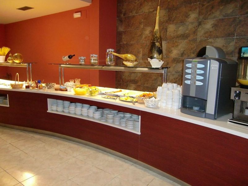 Hotel Petit Palau - Image 8