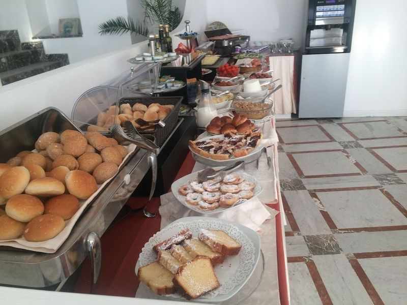 Hotel Baia Azzurra - Image 5