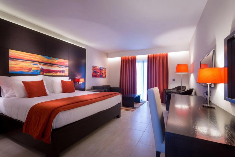 Melia Llana Beach Resort & Spa - Image 8