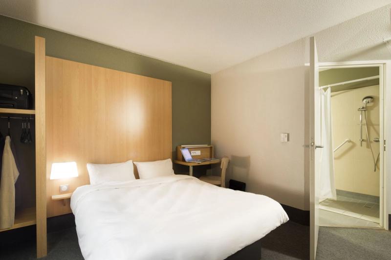 B&B Hotel Marseille Euromed - Image 3