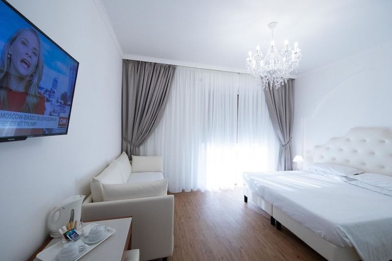 Hotel Re Enzo - Image 4
