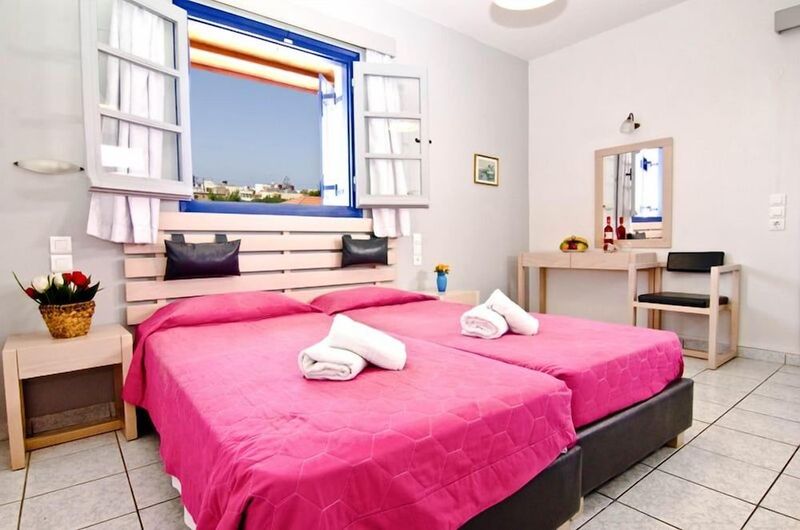 Sergiani Garden Hotel - Image 10