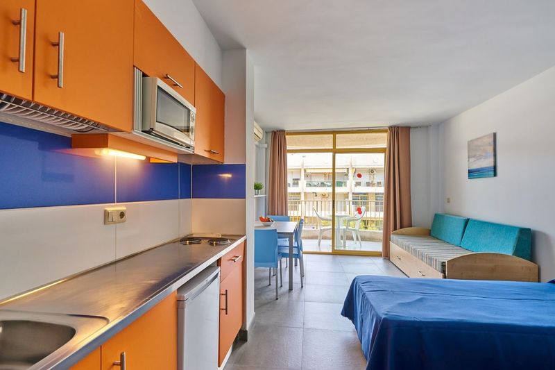 Inter2 Salou Apartments - Image 3