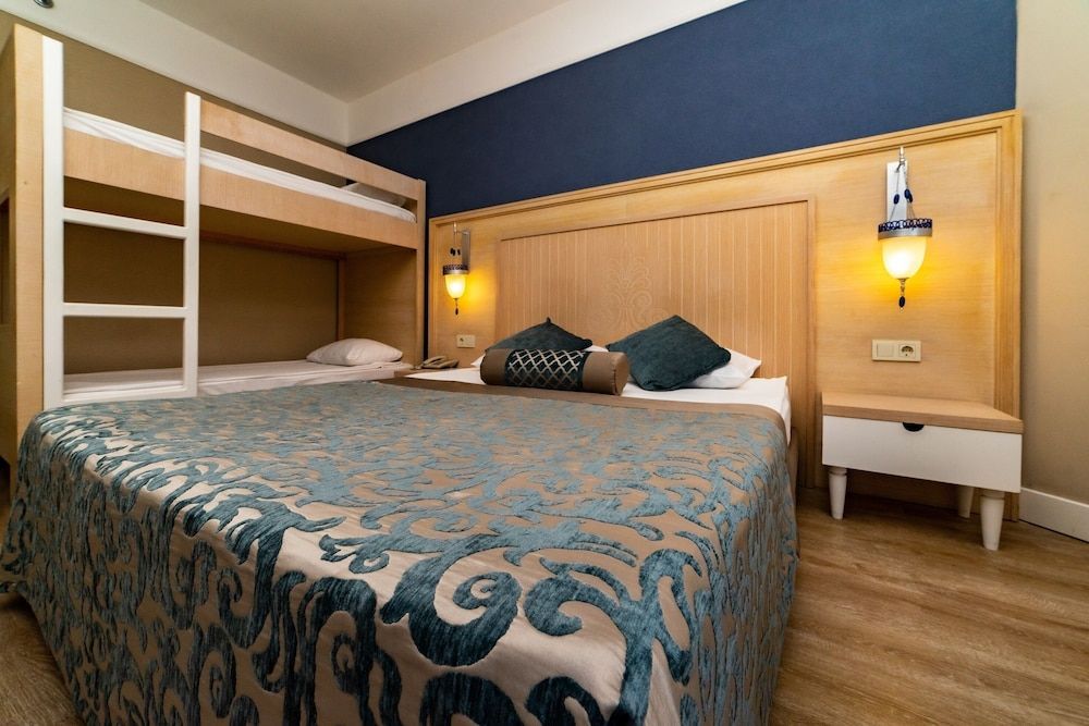 Seamelia Beach Resort & Spa - Image 10