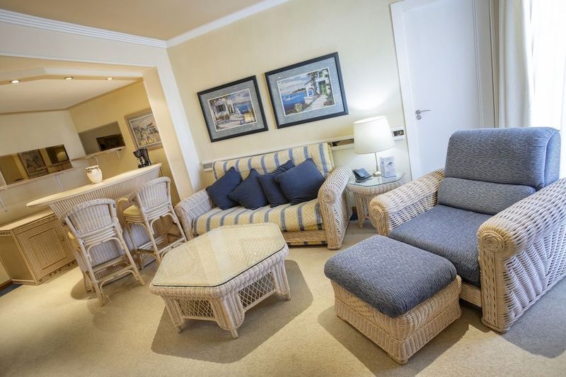 Hotel Benidorm East by Pierre & Vacances - Image 4