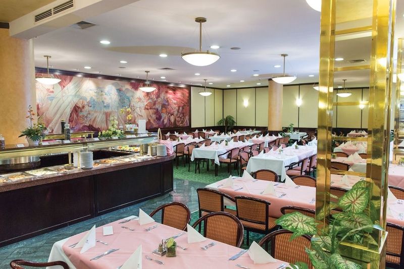 Hotel Hungaria City Center - Image 7