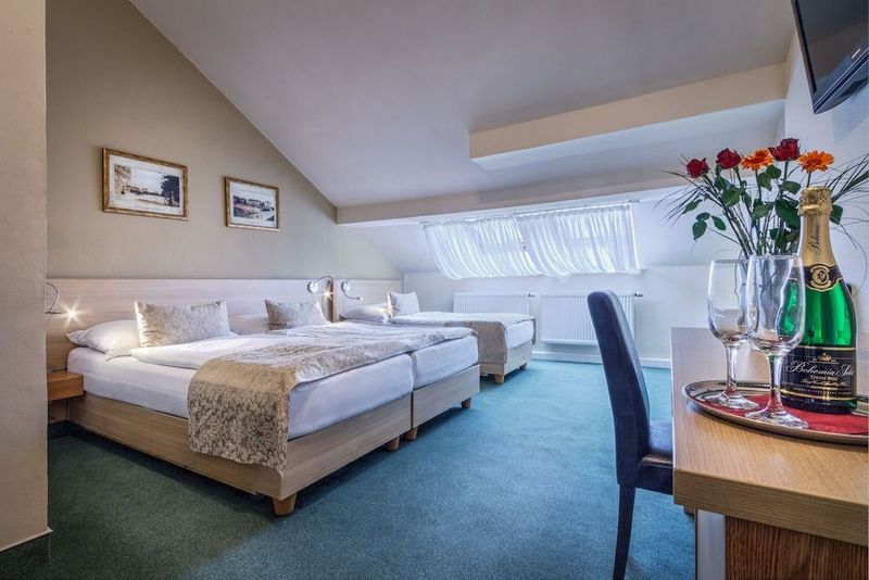 Hotel Taurus - Image 10