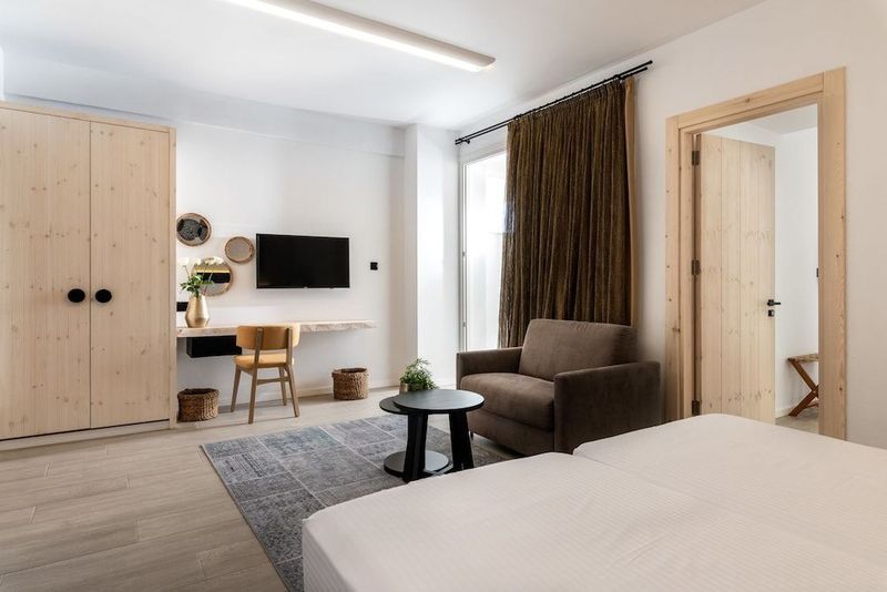 Abacus Suites Boutique Hotel - Image 3