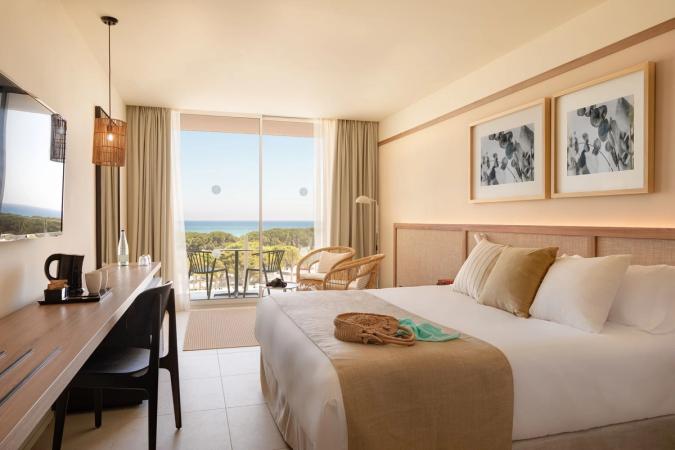 Atzavara Hotel & Spa er et Hotel med basseng i Santa Susanna