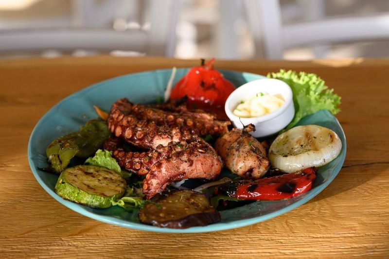Alianthos Beach - Image 4