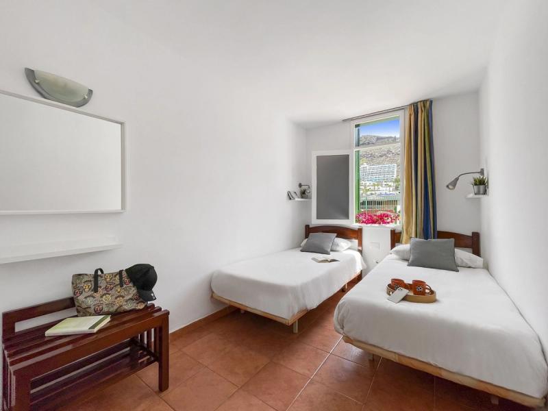 Apartamentos Parque Raquel - Image 3