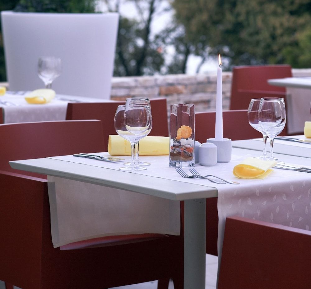 Lanterna Sunny Resort by Valamar - Image 9