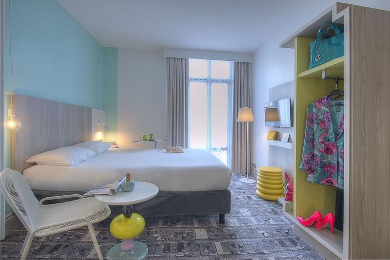 Ibis Styles Nice Centre Gare - Image 8