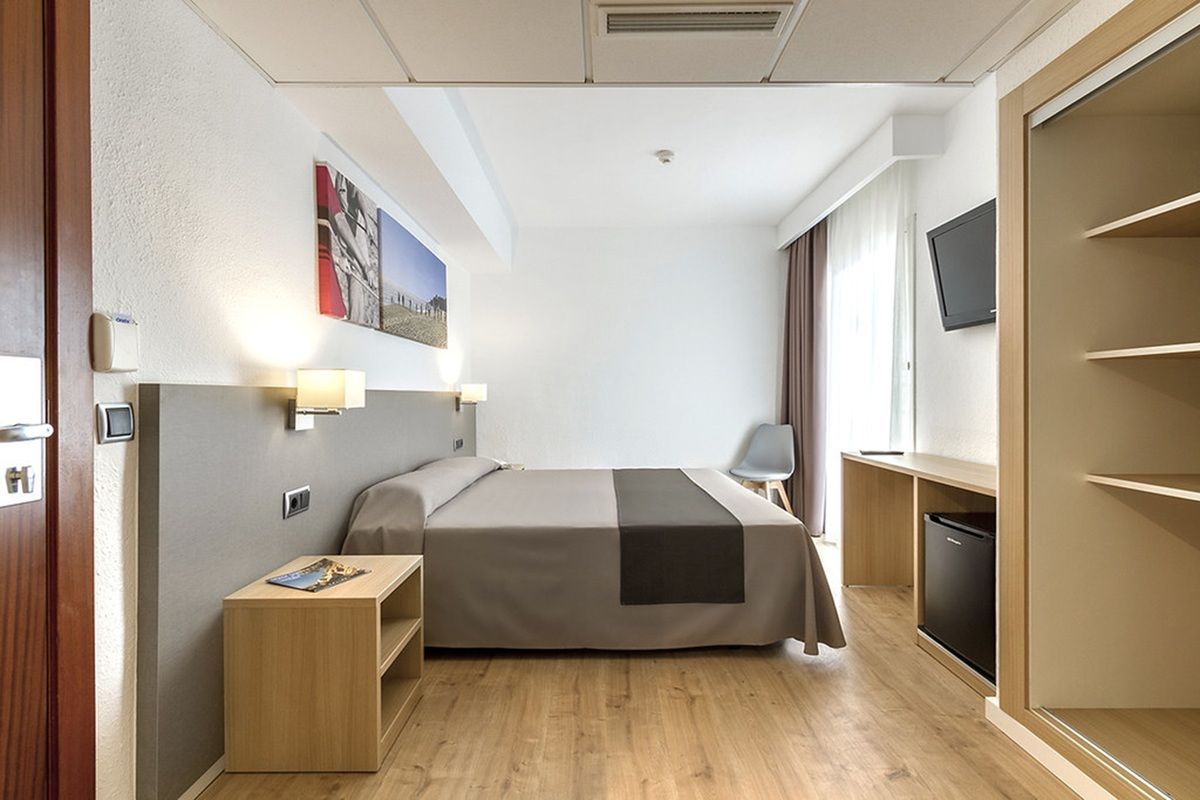 Hotel Acapulco Lloret de Mar - Image 9