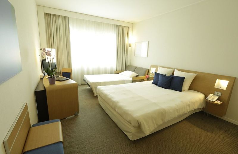 The Sydney Hotel - Image 5