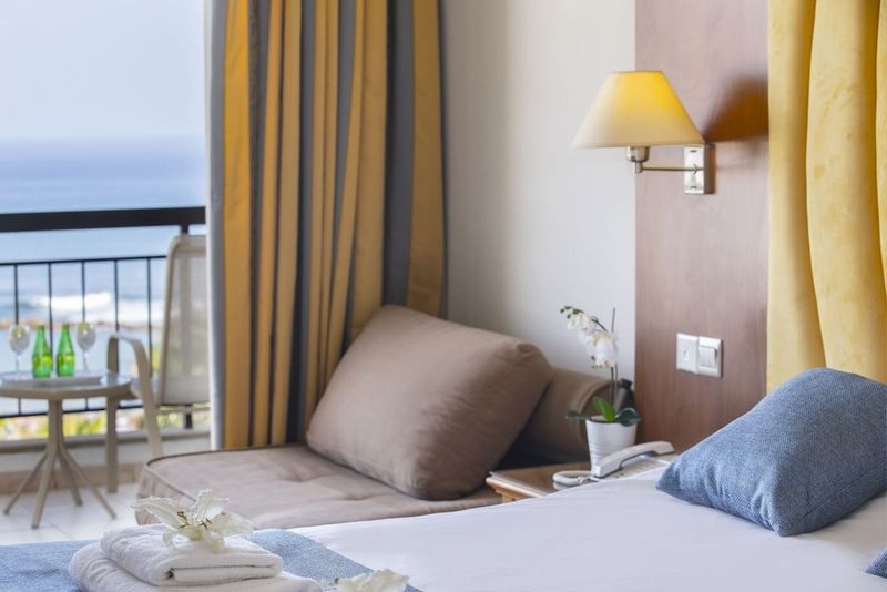 Anastasia Beach Hotel & Apartments - Image 3