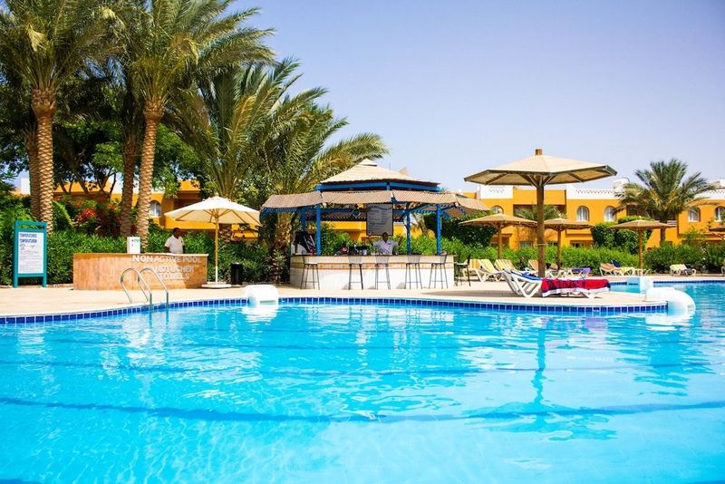 Golden Beach Resort - Image 7