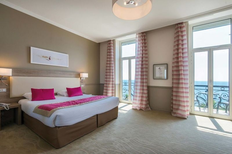 Royal Westminster - Image 6