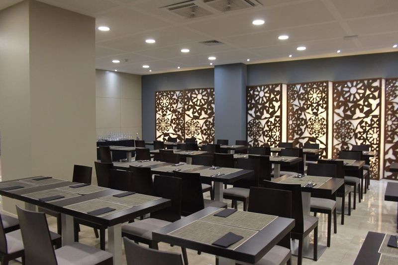Urban Dream Granada Hotel - Image 6