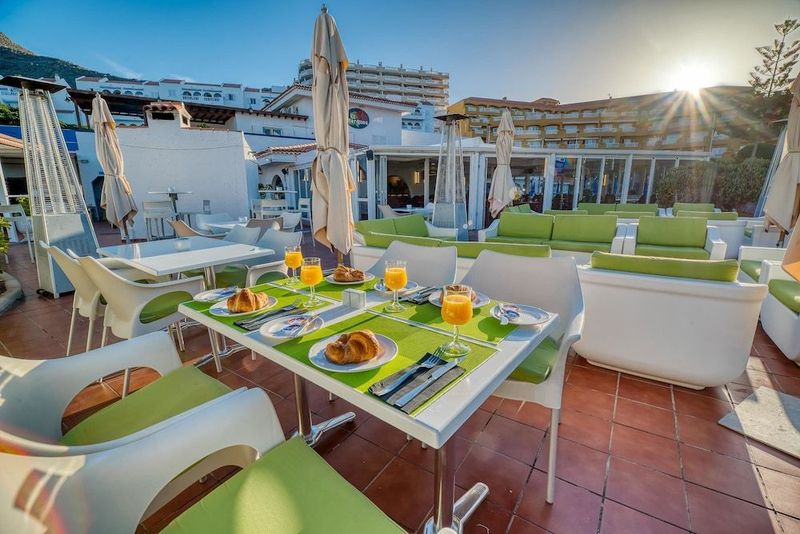 Ona El Marques Resort - Image 5