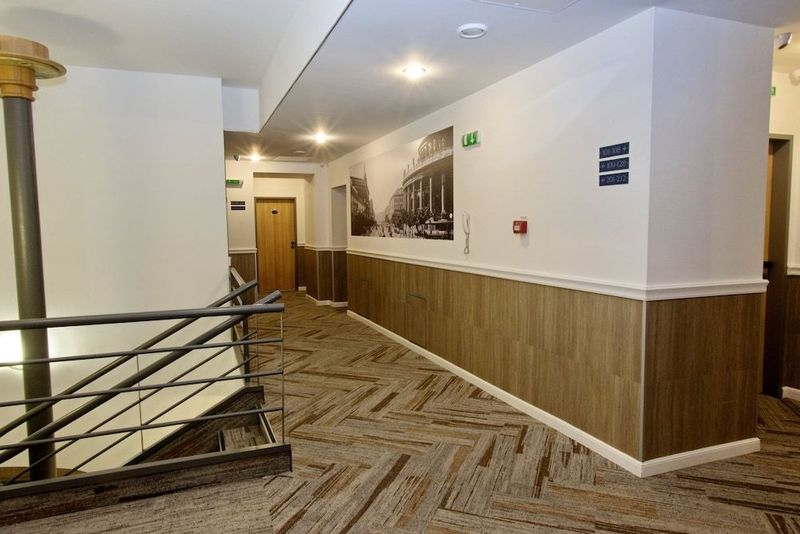 City Hotel Ring - Image 3